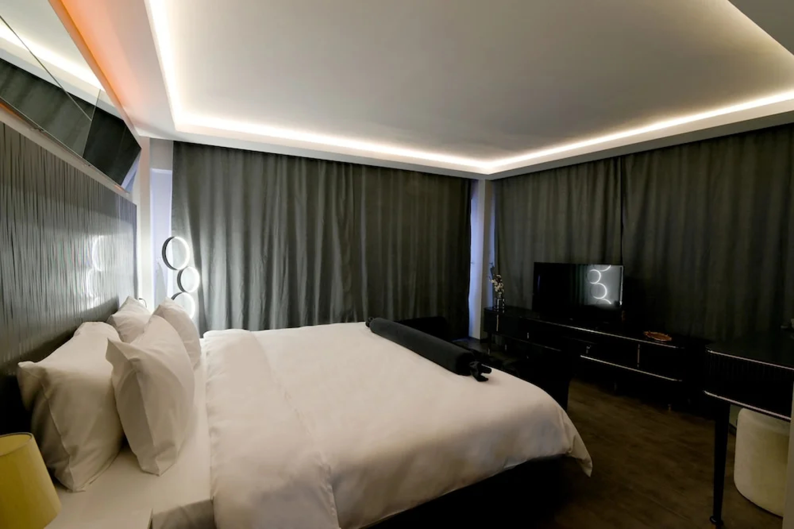 Via Çiragan Hotel