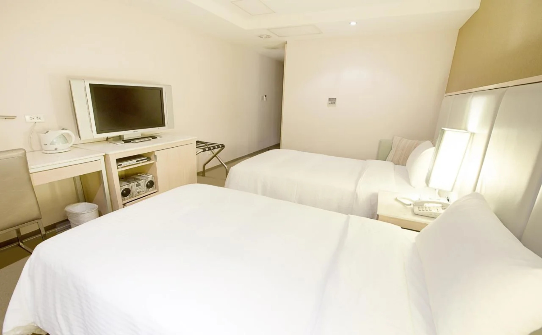 Sunrise Business Hotel – Taipei Main Station