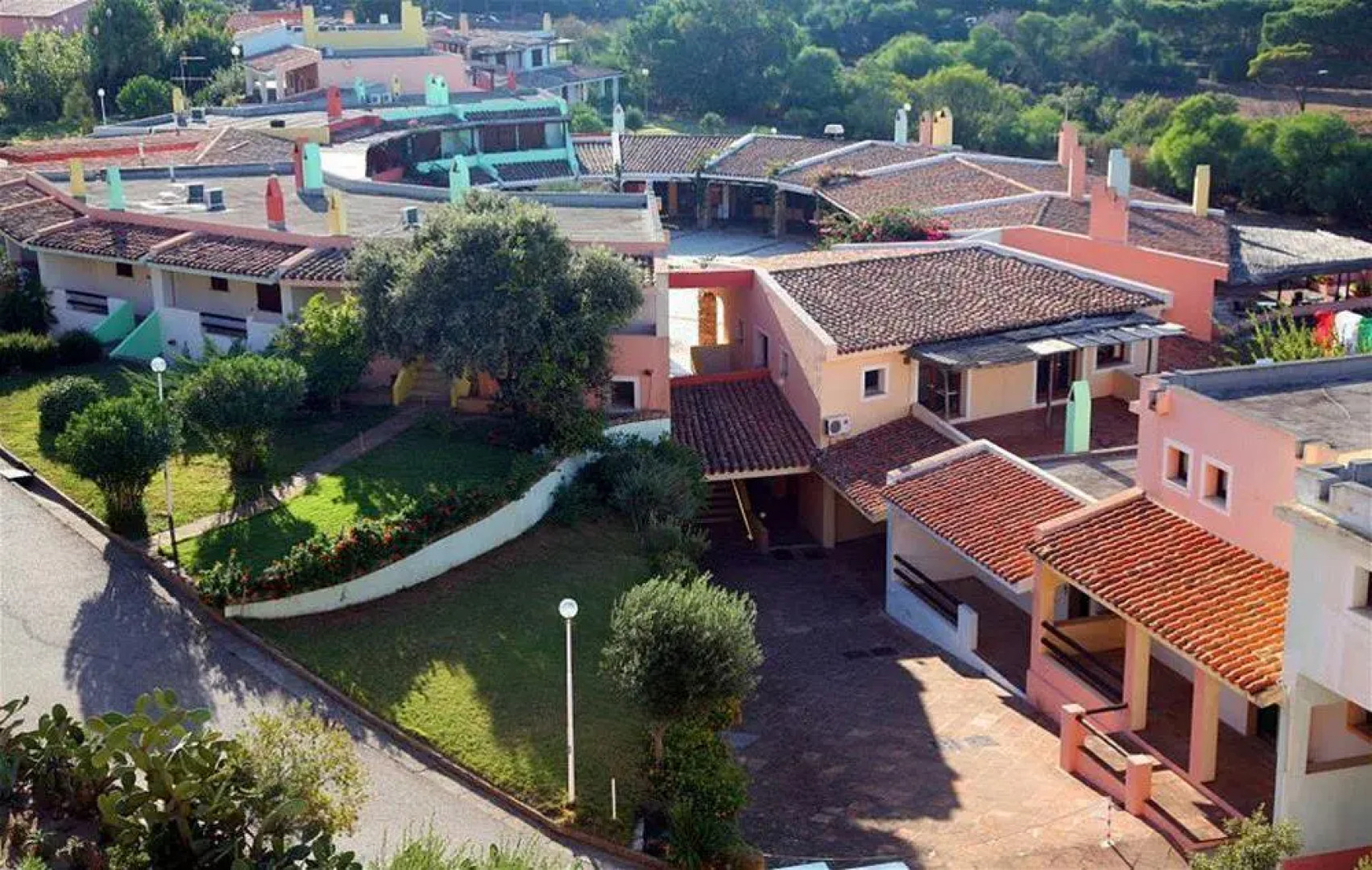 Rena Bianca Hotel & Residence