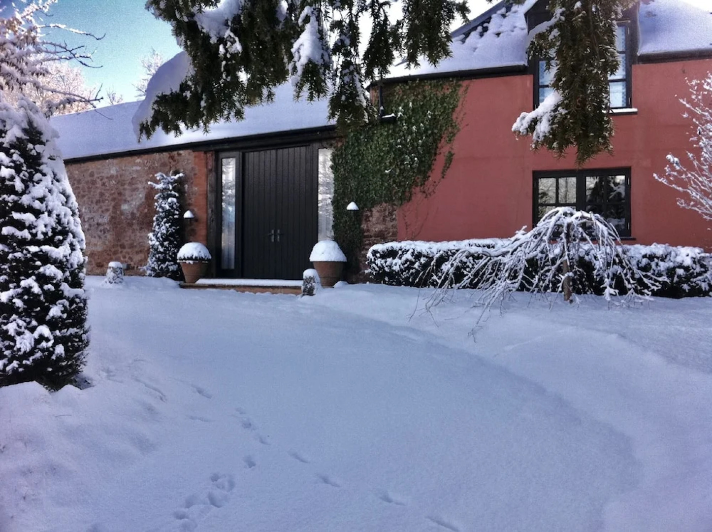 Lovely Big Barn with Hot Tub
