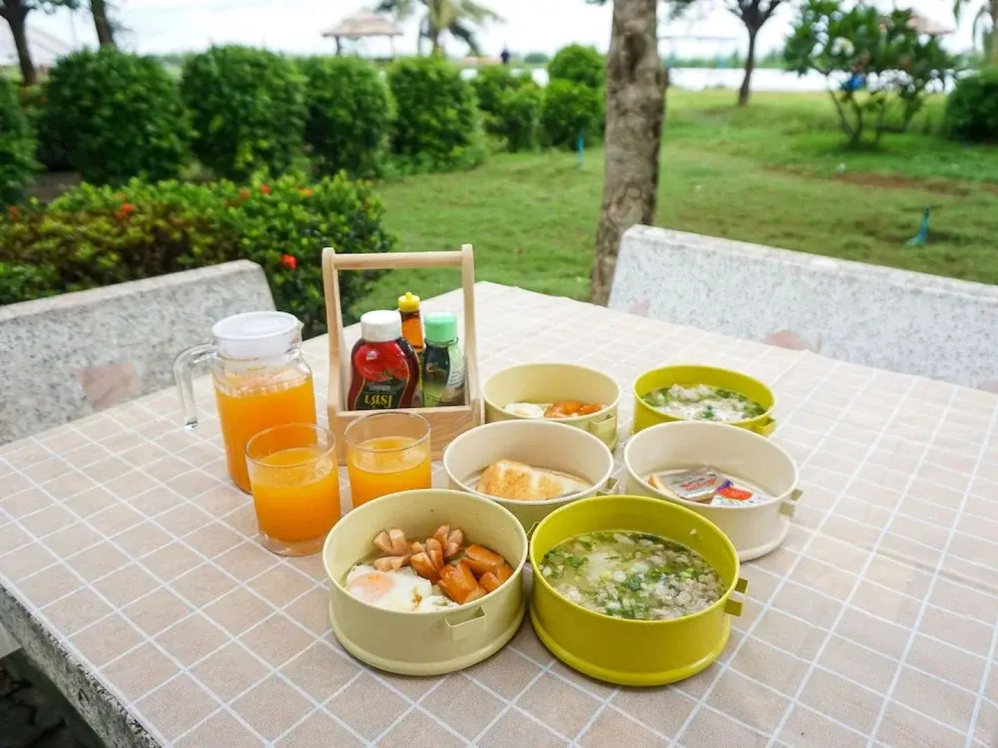 Beung Sampathuan Fishing & Resort