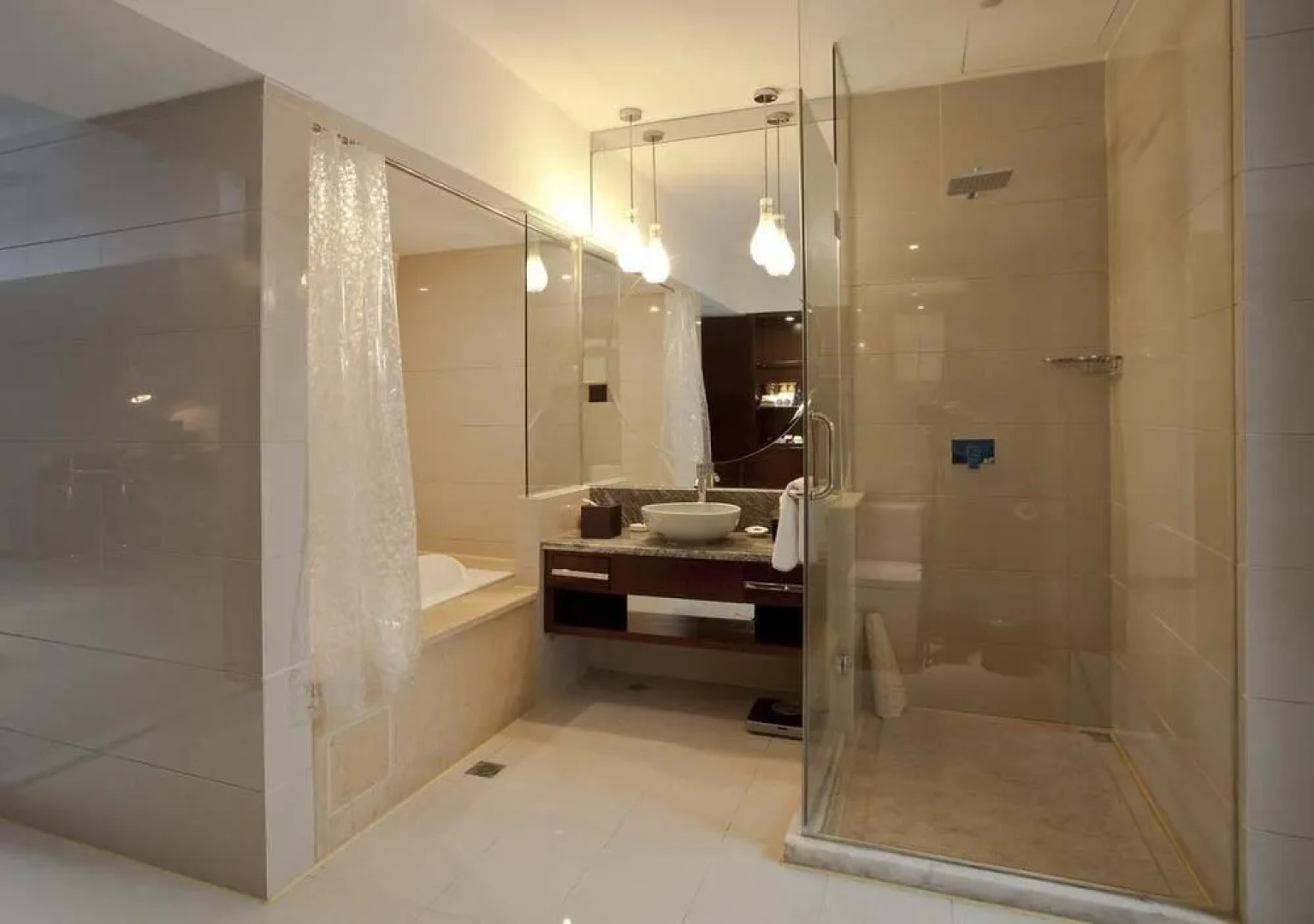 Heroicness Intercontinental Hotel