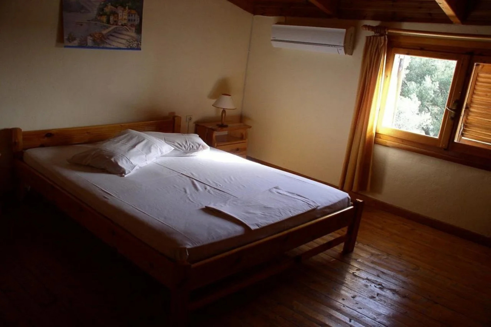 Pythos Studios and Apartments