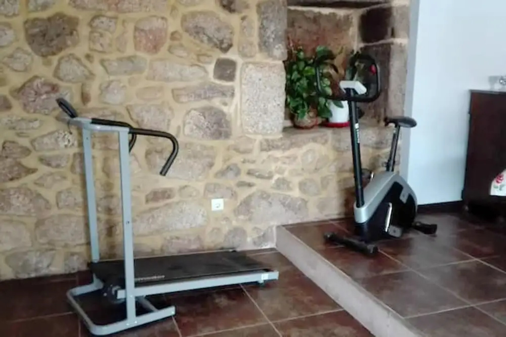 House With 3 Bedrooms in Cossourado, With Wonderful Mountain View, Enclosed Garden and Wifi Near the Beach