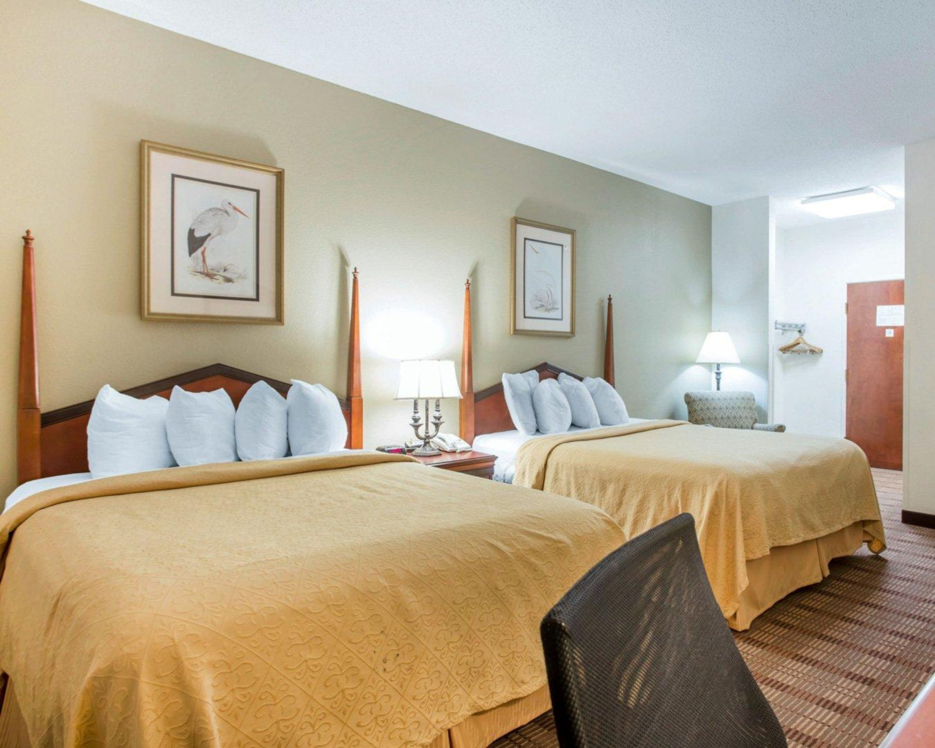 Comfort Inn & Suites Patriots Point