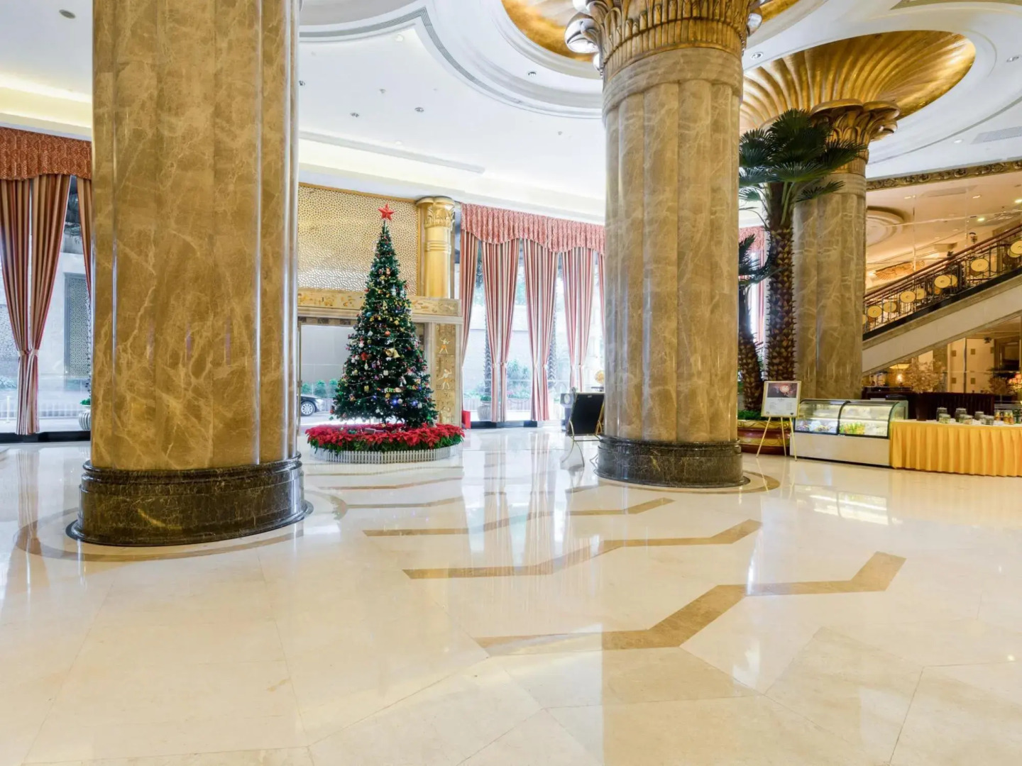 Royal Mediterranean Hotel