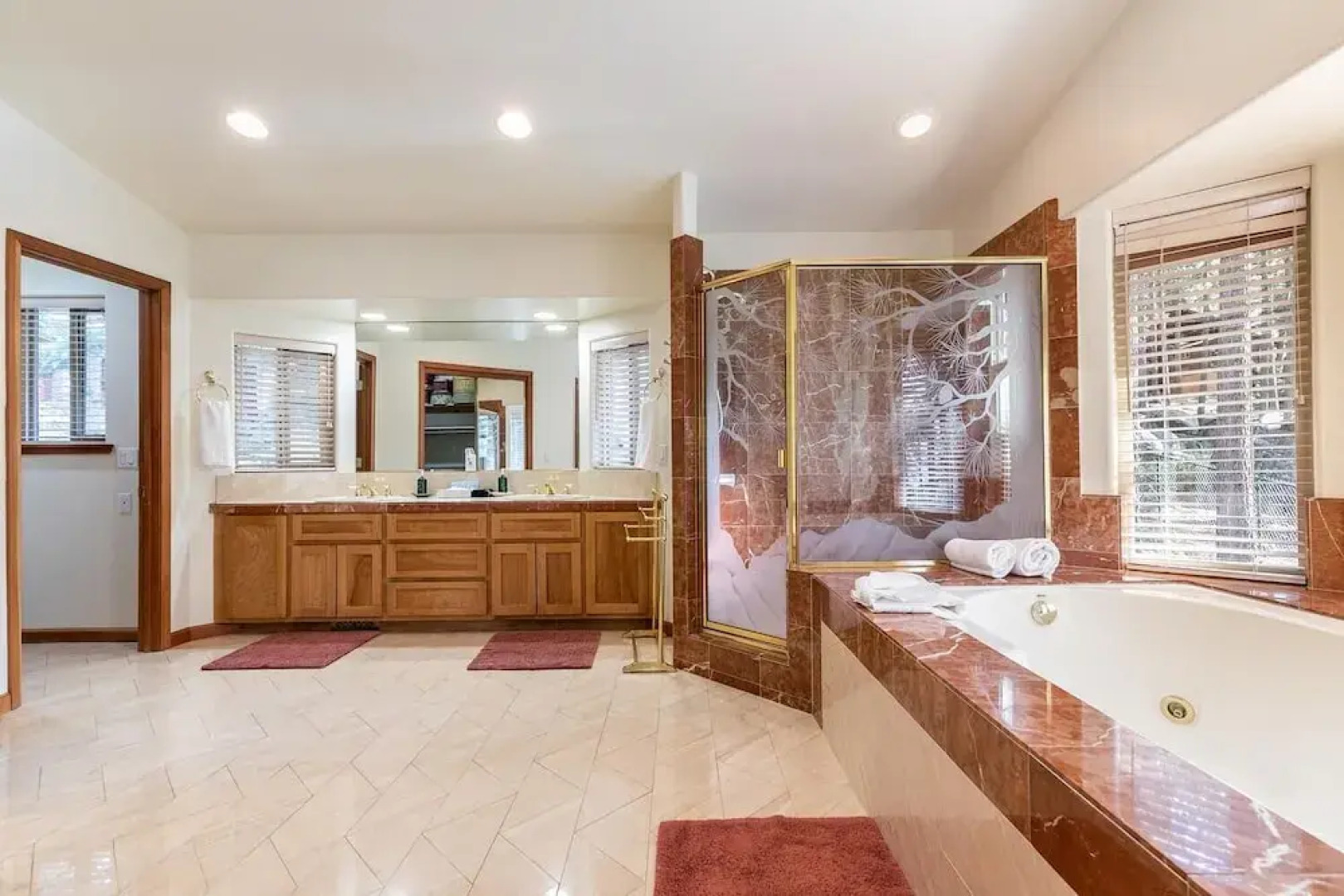 Silver Rock Lodge 5 Bedroom Home