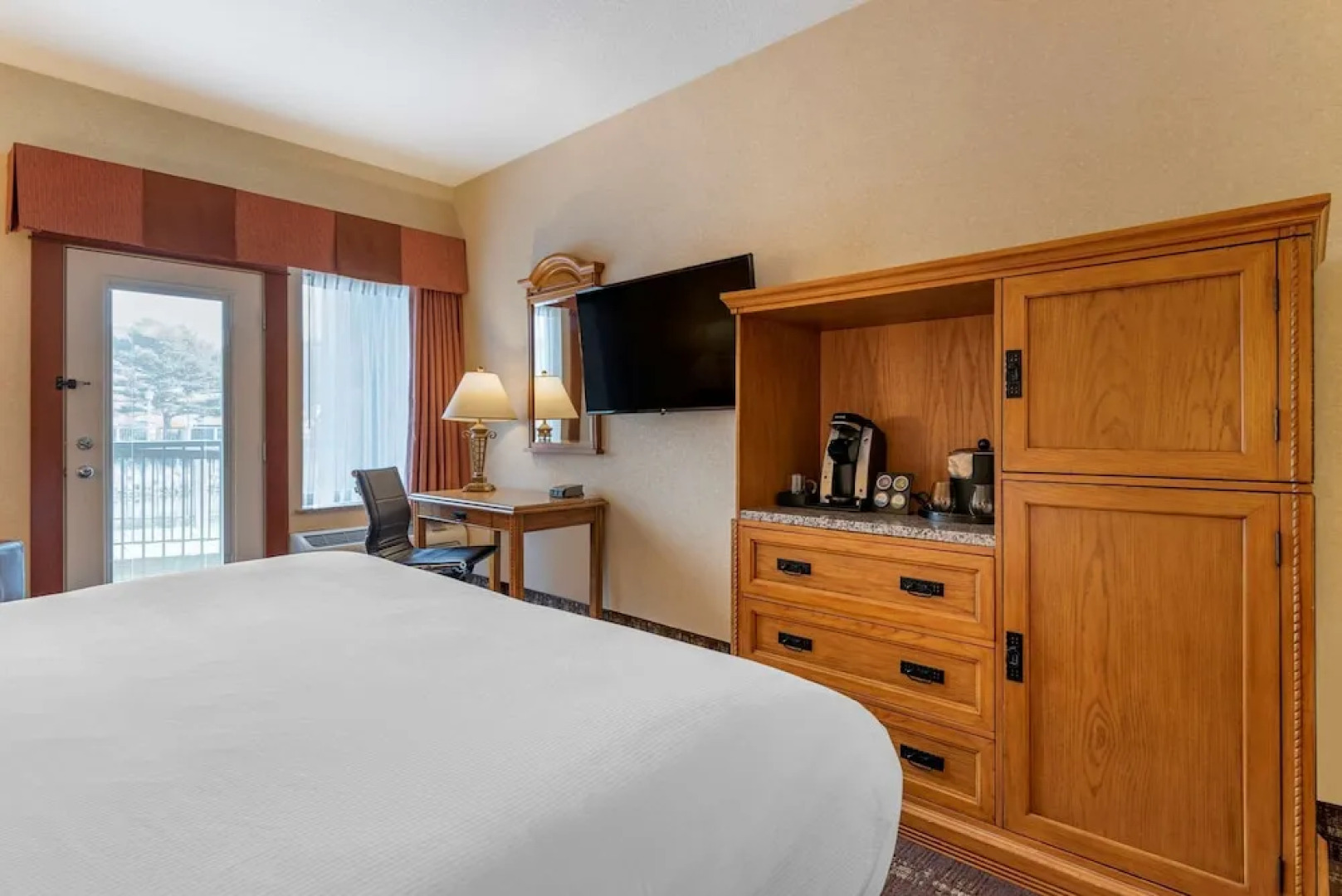 Comfort Inn & Suites By Seaside Convention Center Boardwalk