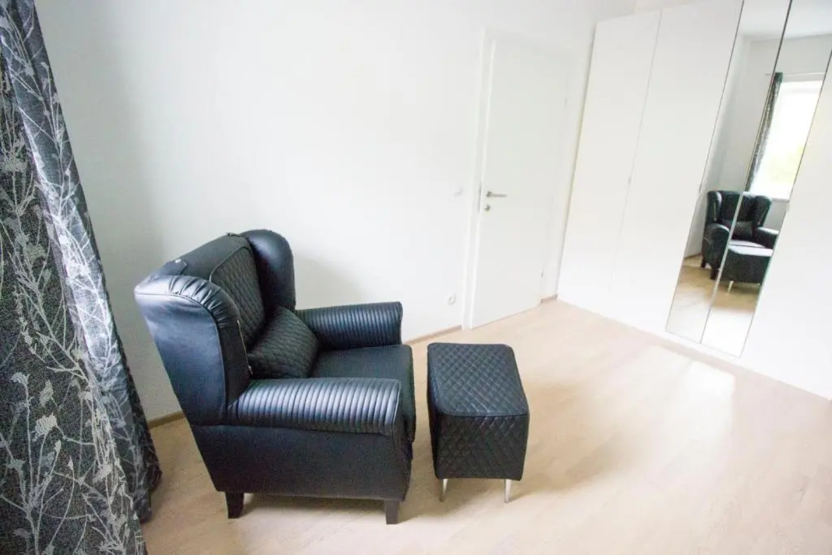 DAREBELL Apartment Gratkorn Top 2