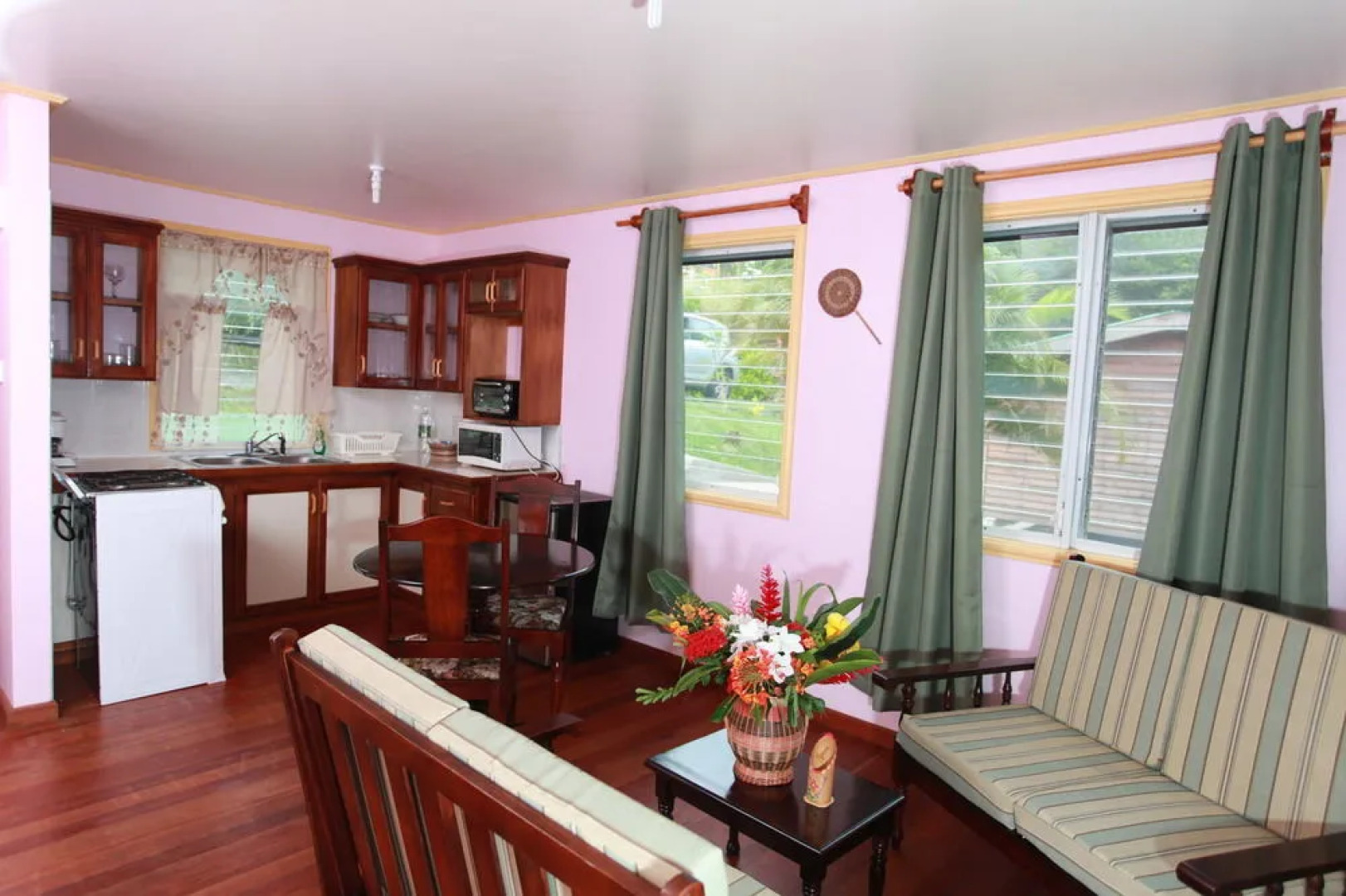 Sunrise Farm Cottages