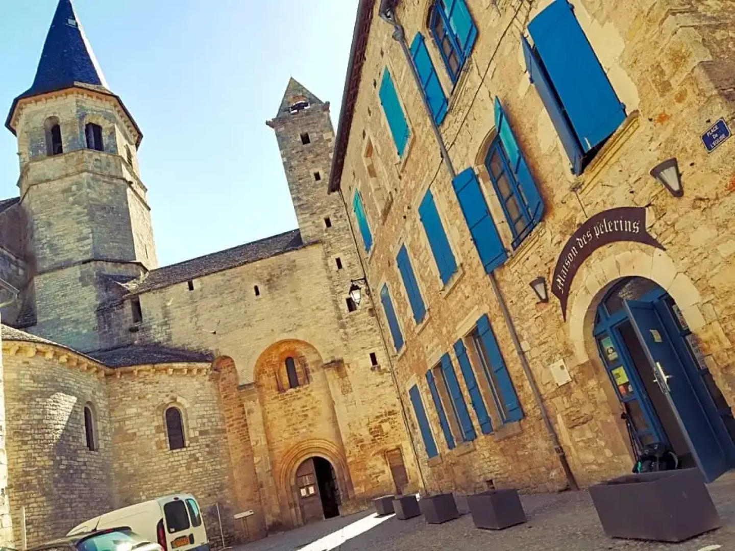 La Maison Des Pelerins