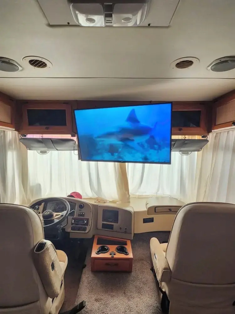 Vigilante Inn Covered Wagon