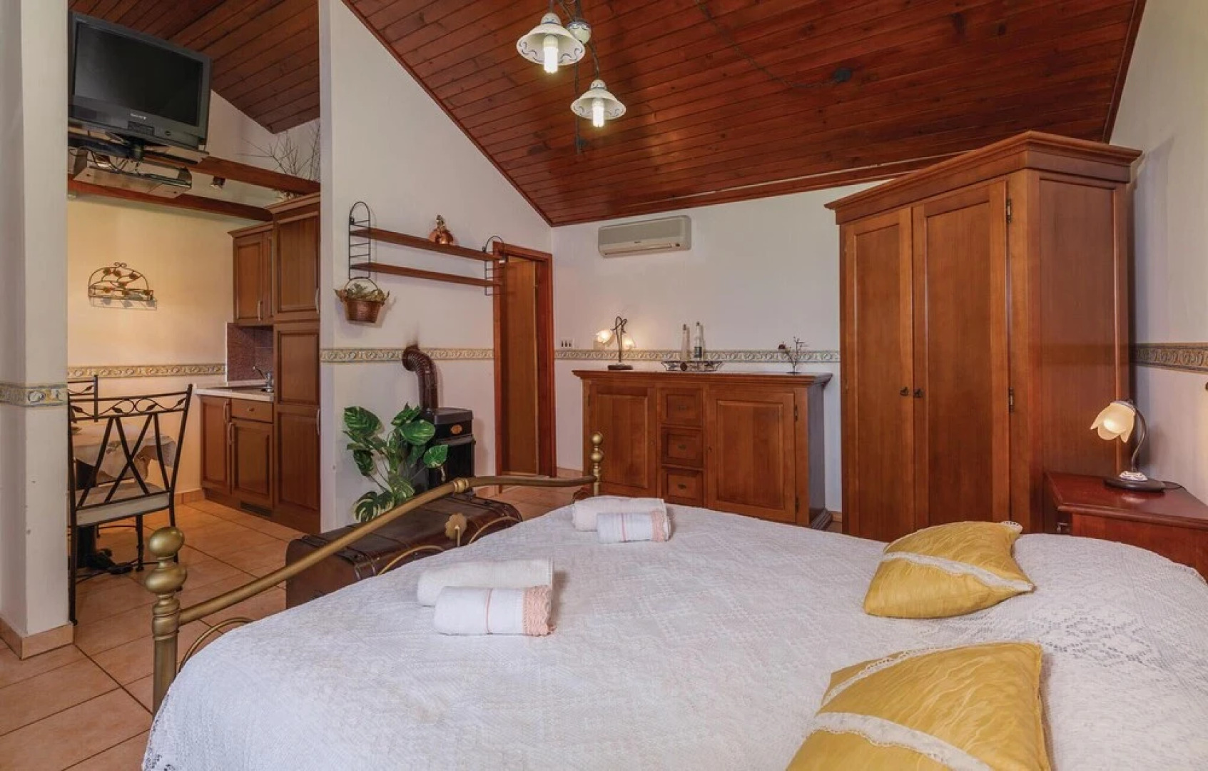 Amazing Home in Belavici With Sauna, Wifi and 3 Bedrooms