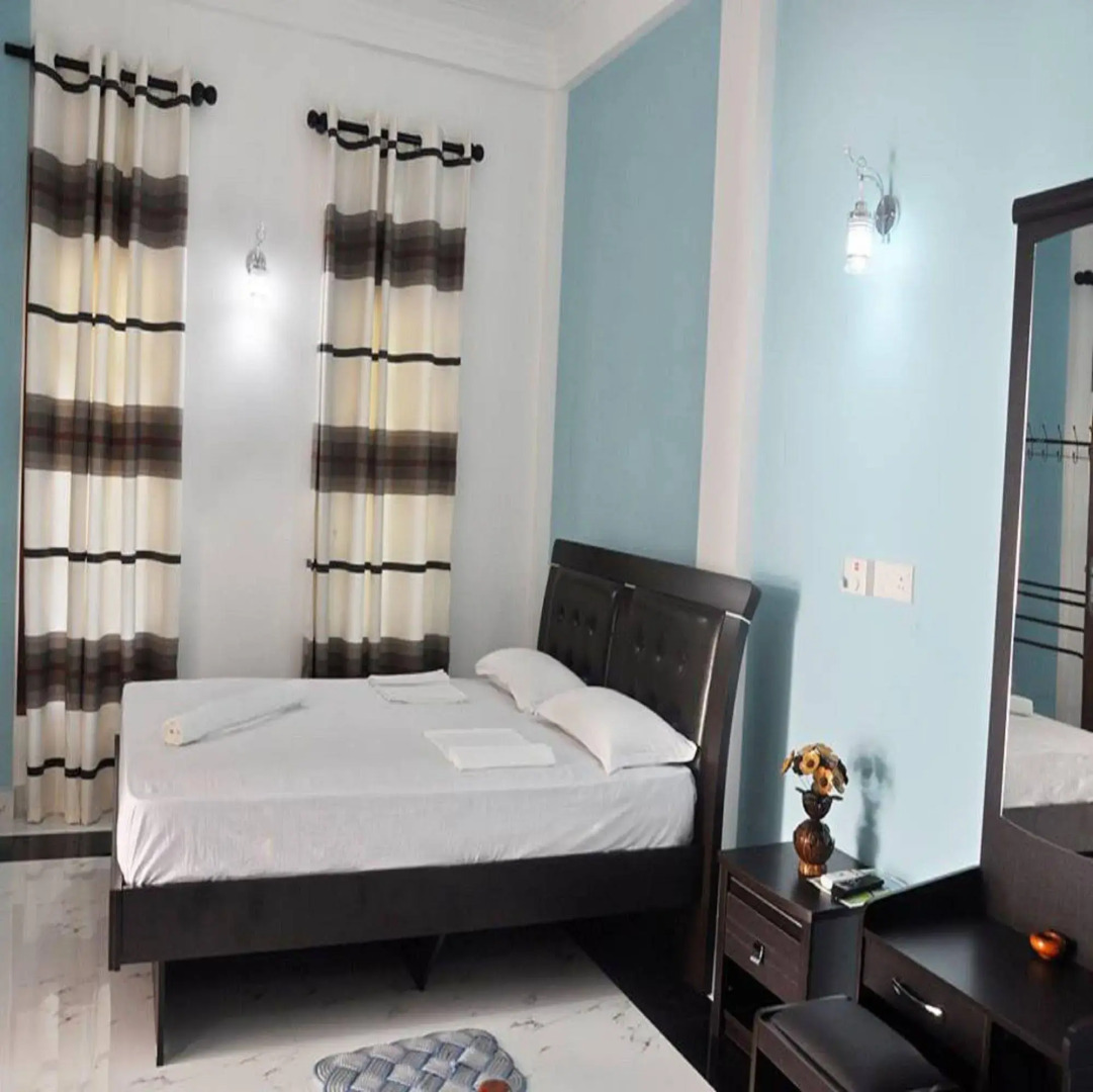 Yala Hotel River Front