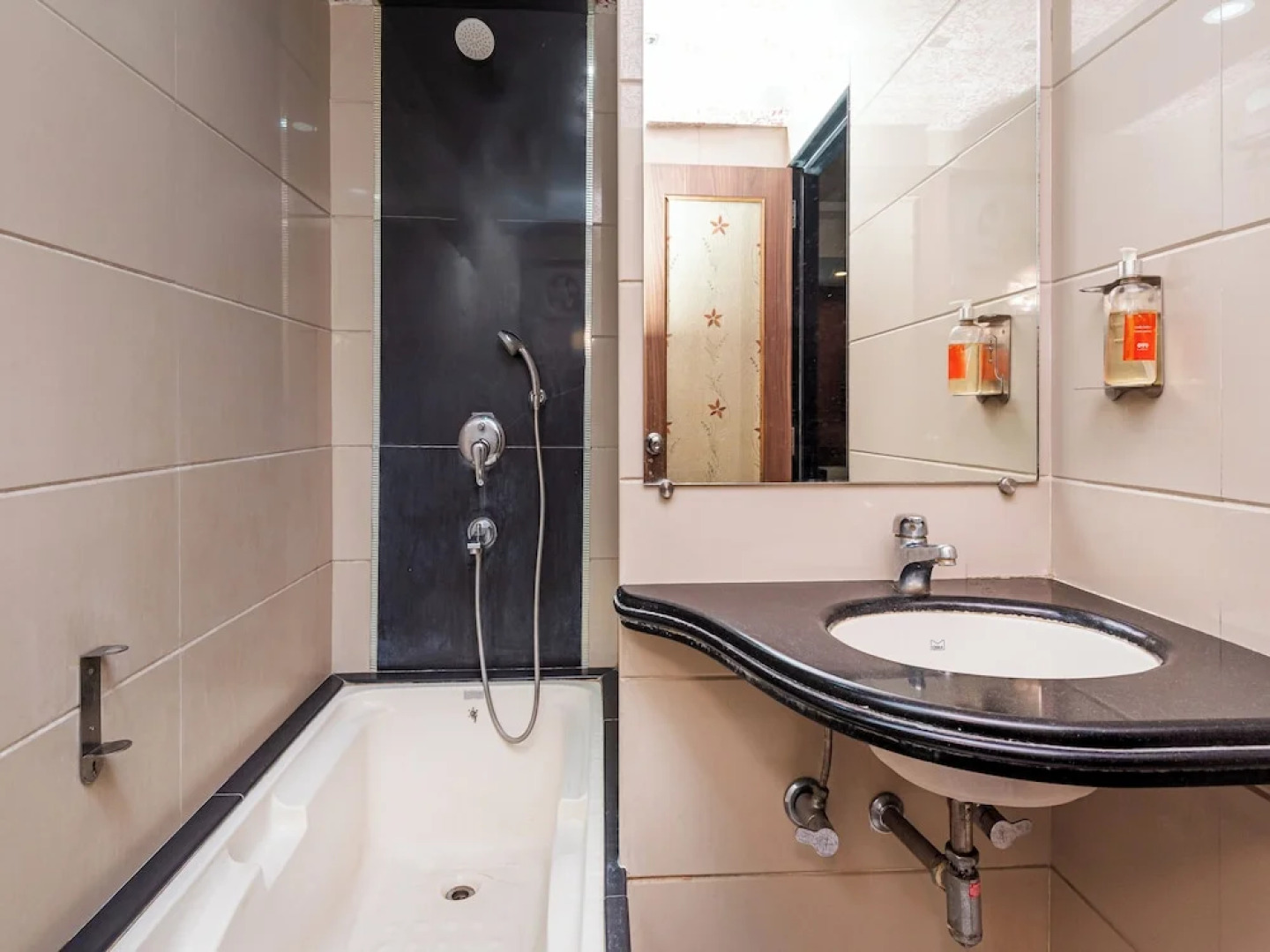 OYO Rooms Delhi Gate 3