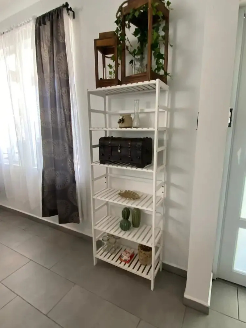 Sea Breeze Tunnel Hideaway 3