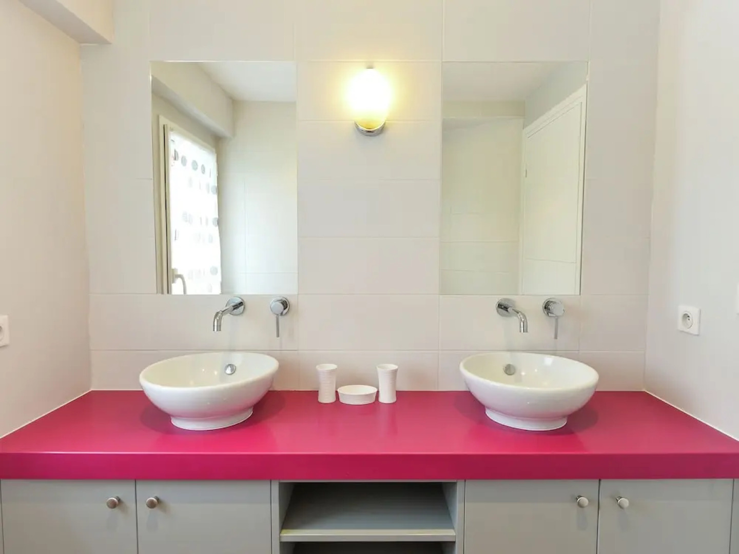 Welcoming Villa in Fouesnant With Swimming Pool