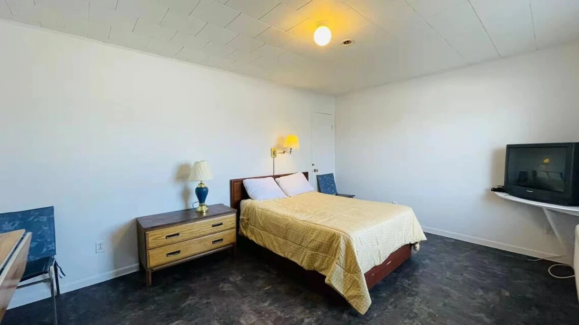 Summerside Motel & Cottages