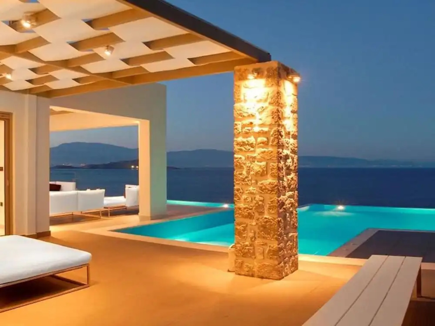 Welcome to Villa Soligia! Beach Front Villa Large Private Pool Amazing Sea View