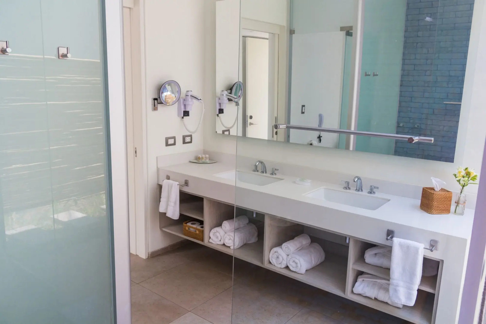 Punta Sal Suites & Bungalows Resort