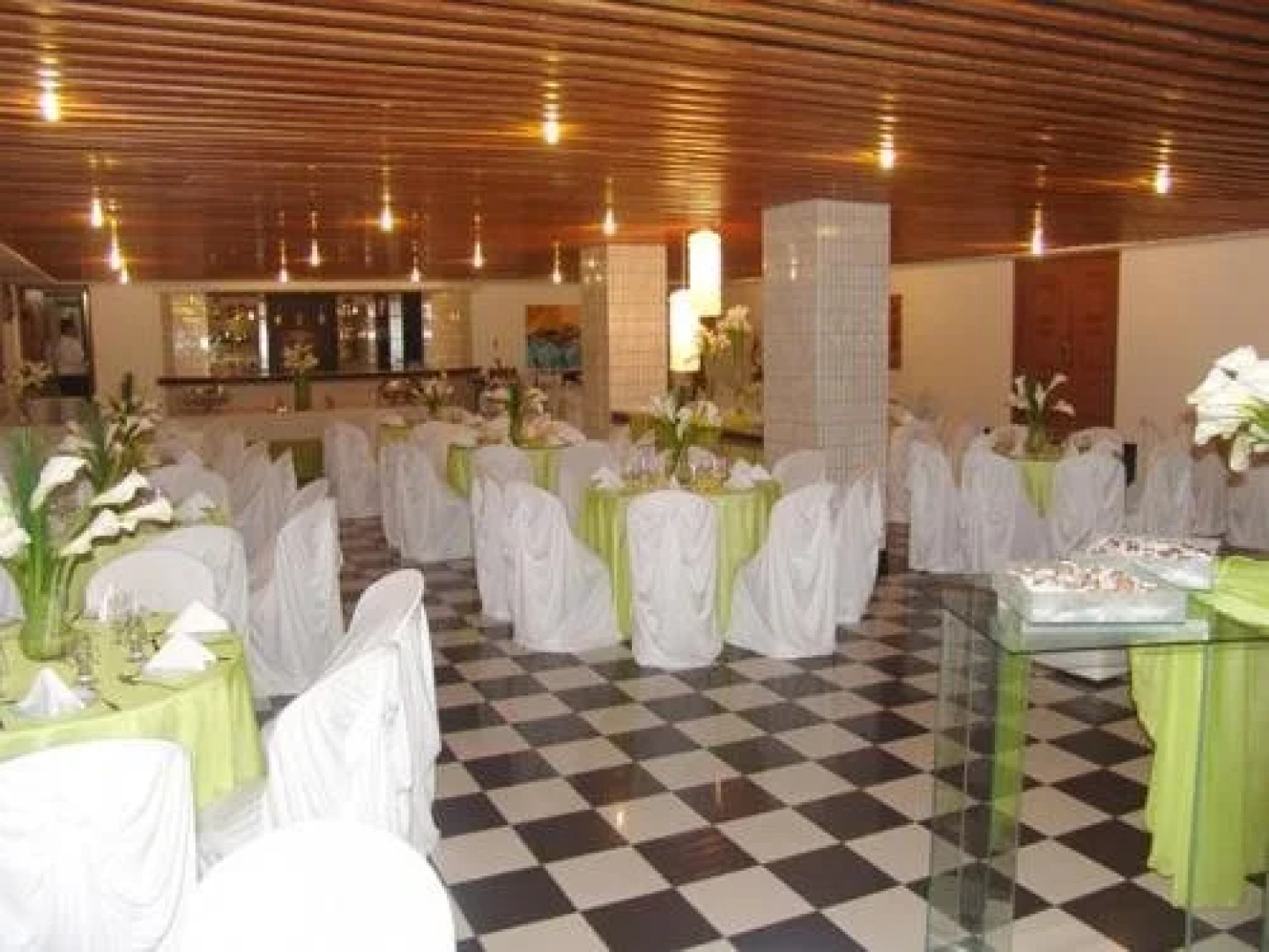 Lord Plaza Hotel
