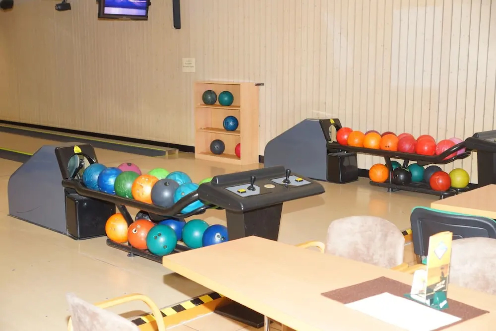 Warias Hotel & Restaurant