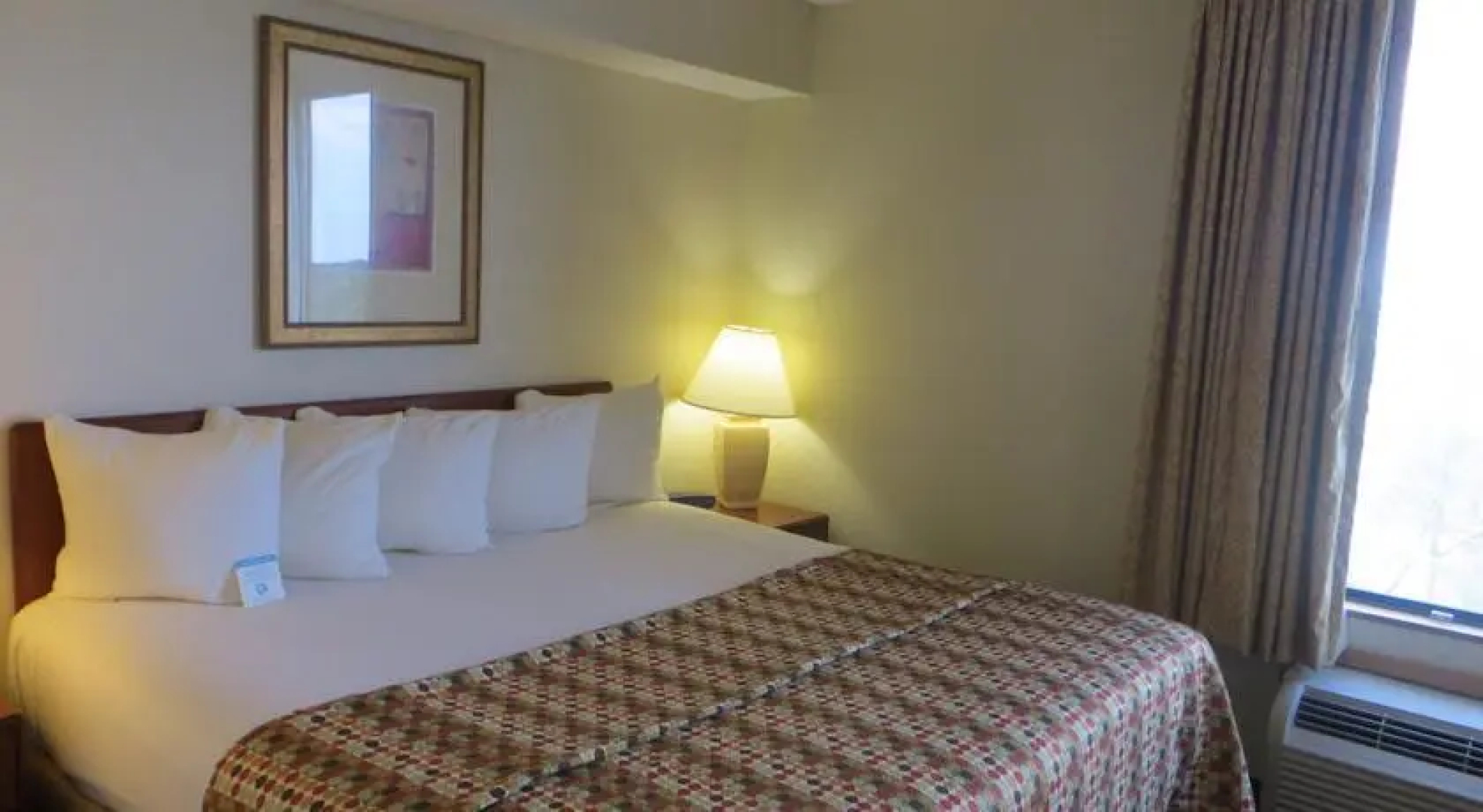Jameson Suites Arlington Heights