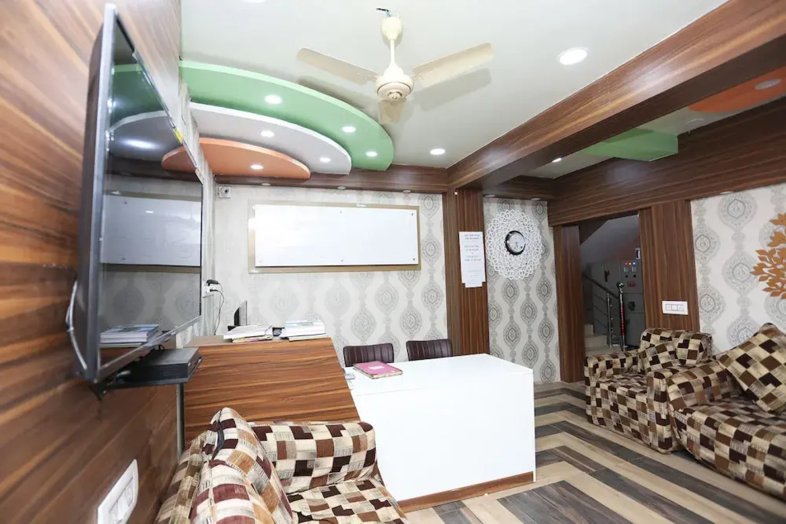 OYO 24770 Hotel Siddhi