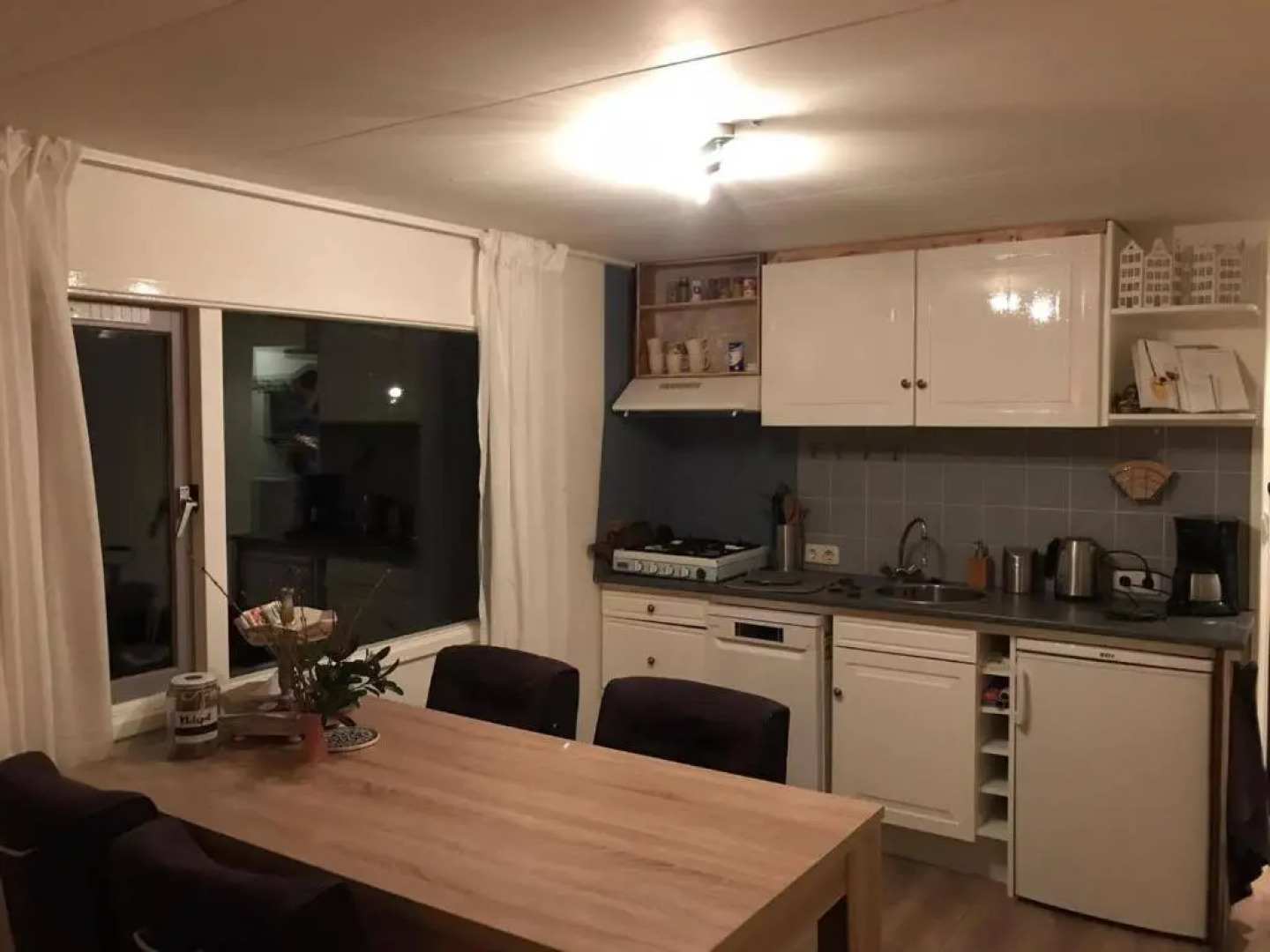 Wulft 47 Zonnig gezellig 6p chalet met zwembad in bosrijke omgeving op Familie Camping de Vossenburcht