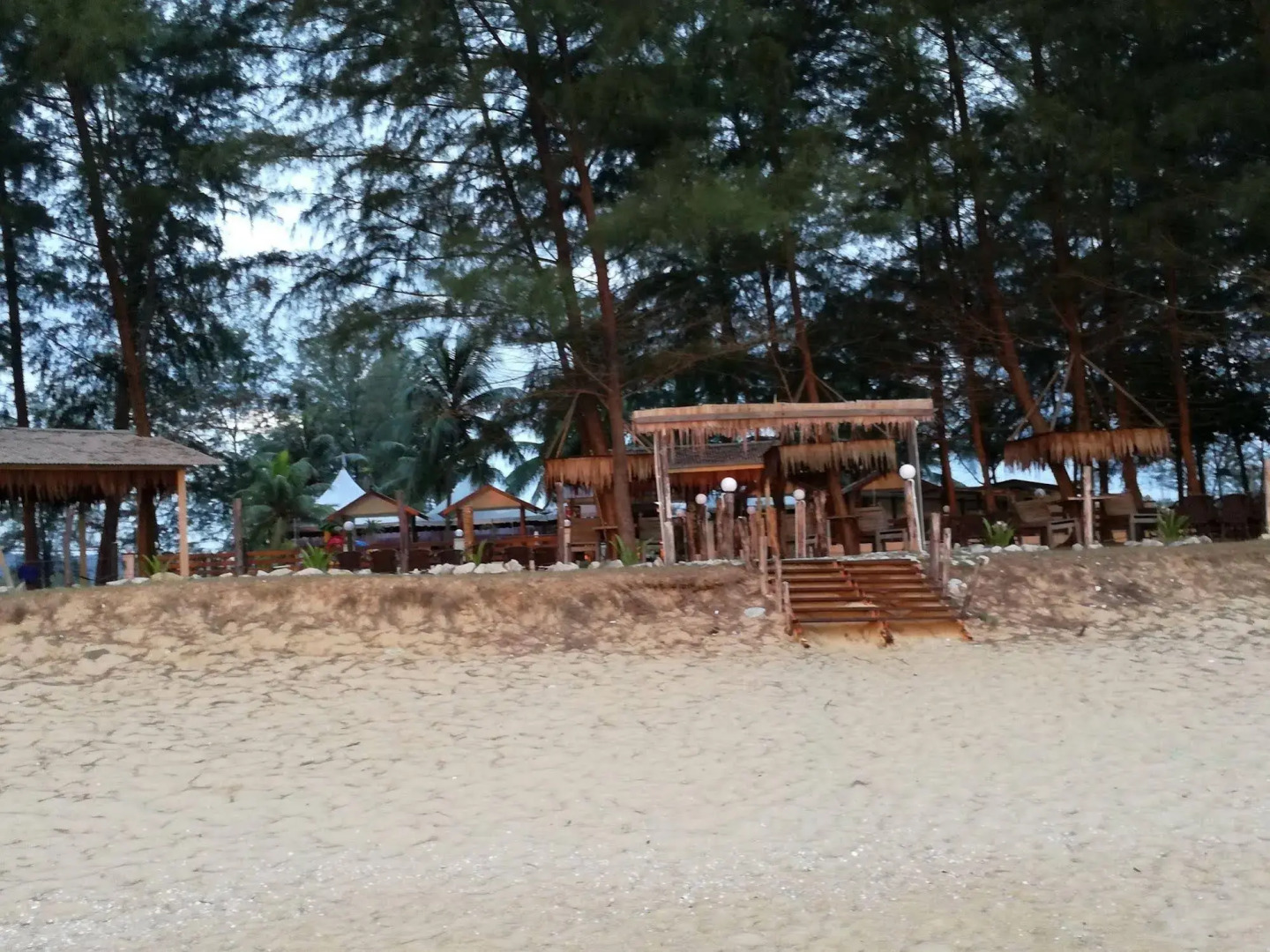 AlSafina Kijal Beach Resort & Restaurant