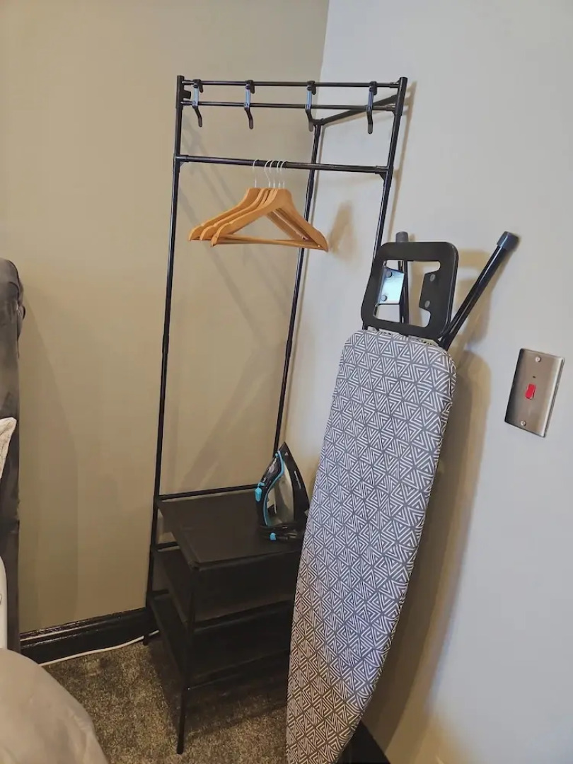 Cosy Studio in Dudley City Center