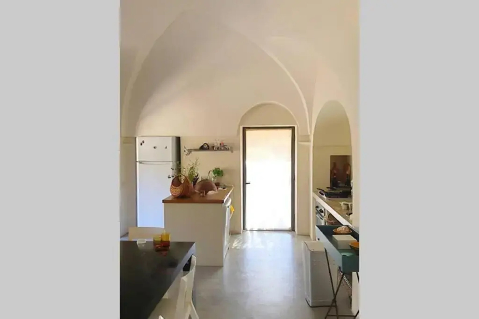 beautiful propriety 10 min far from the airport