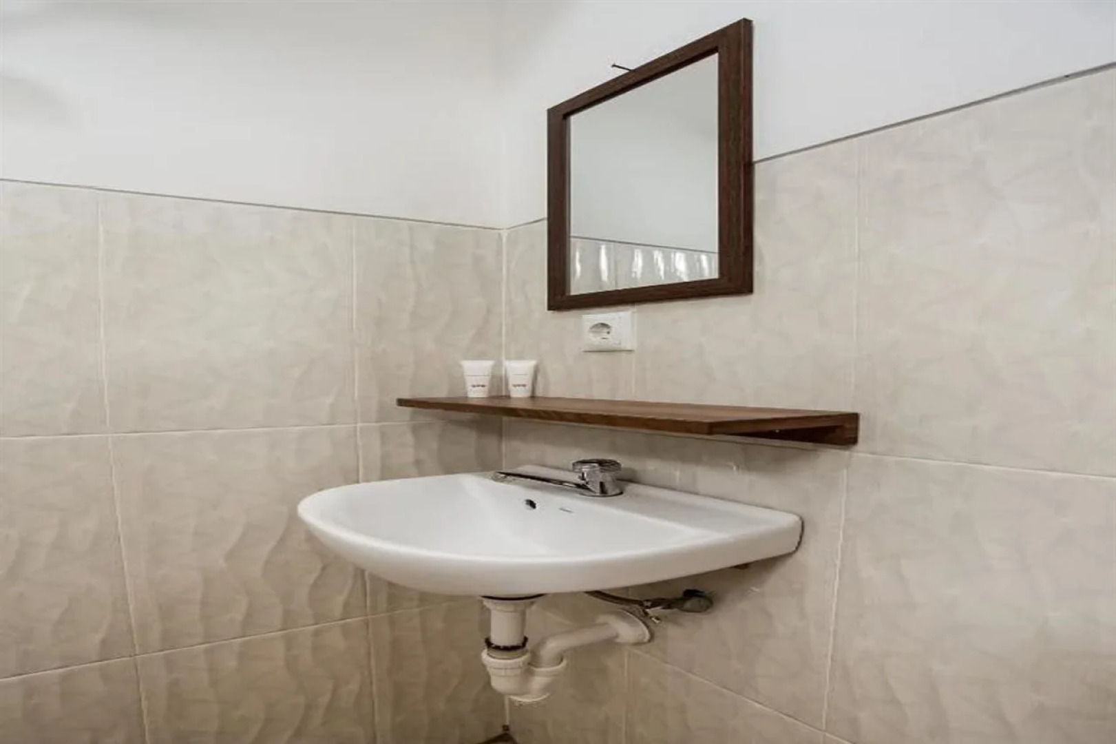 Capital O 3463 Cimahi Guest House