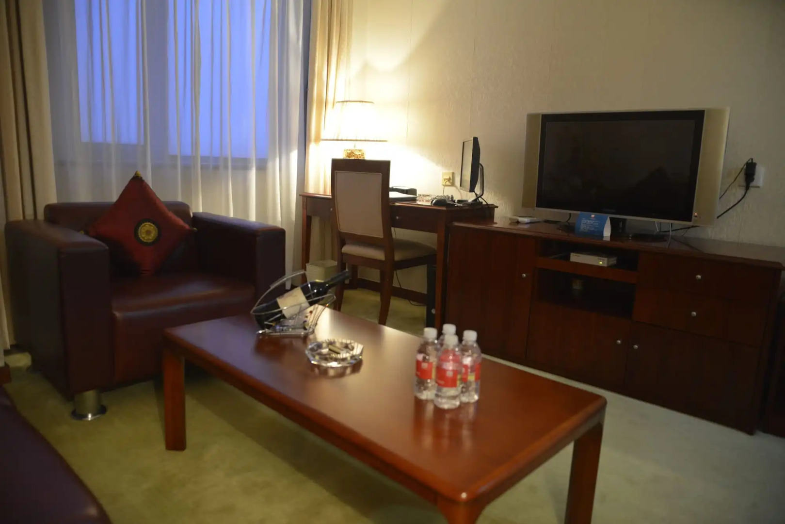 Shanghai Airlines Travel Hotel