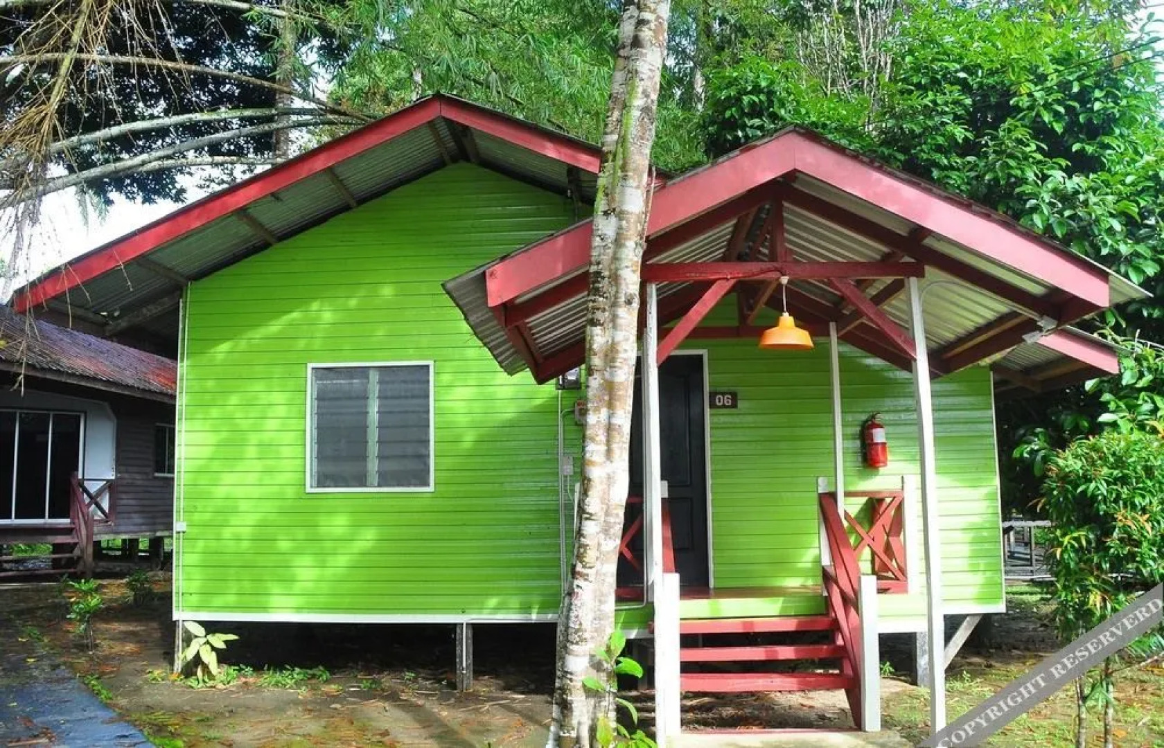 Sukau Greenview Bed and Breakfast