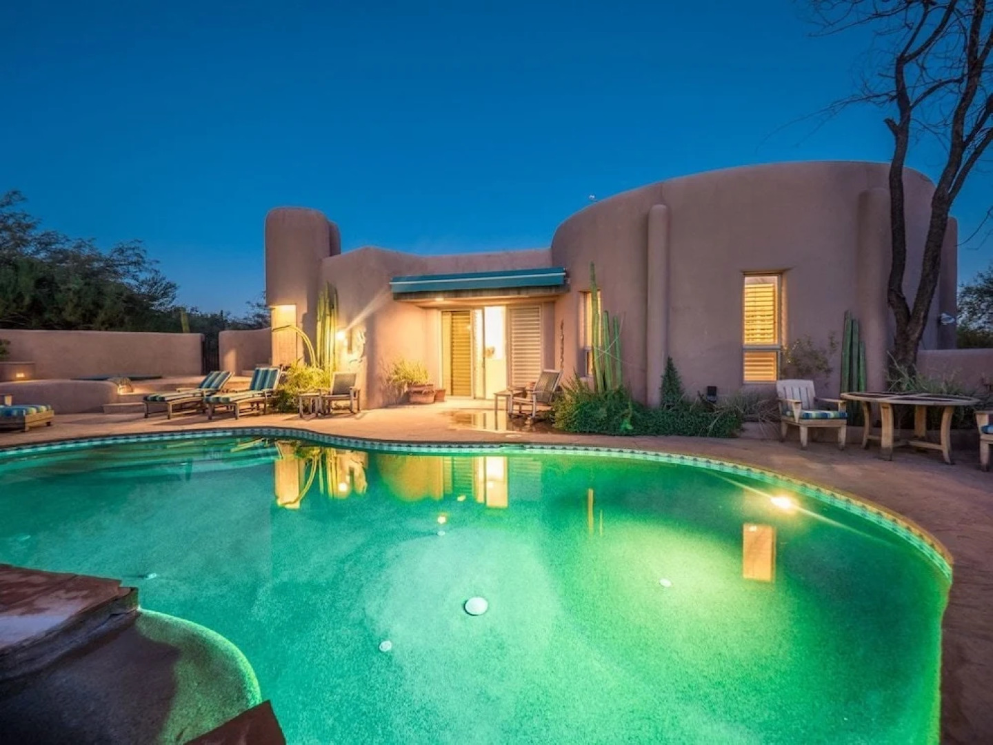 Carefree Oasis - Four Bedroom Home