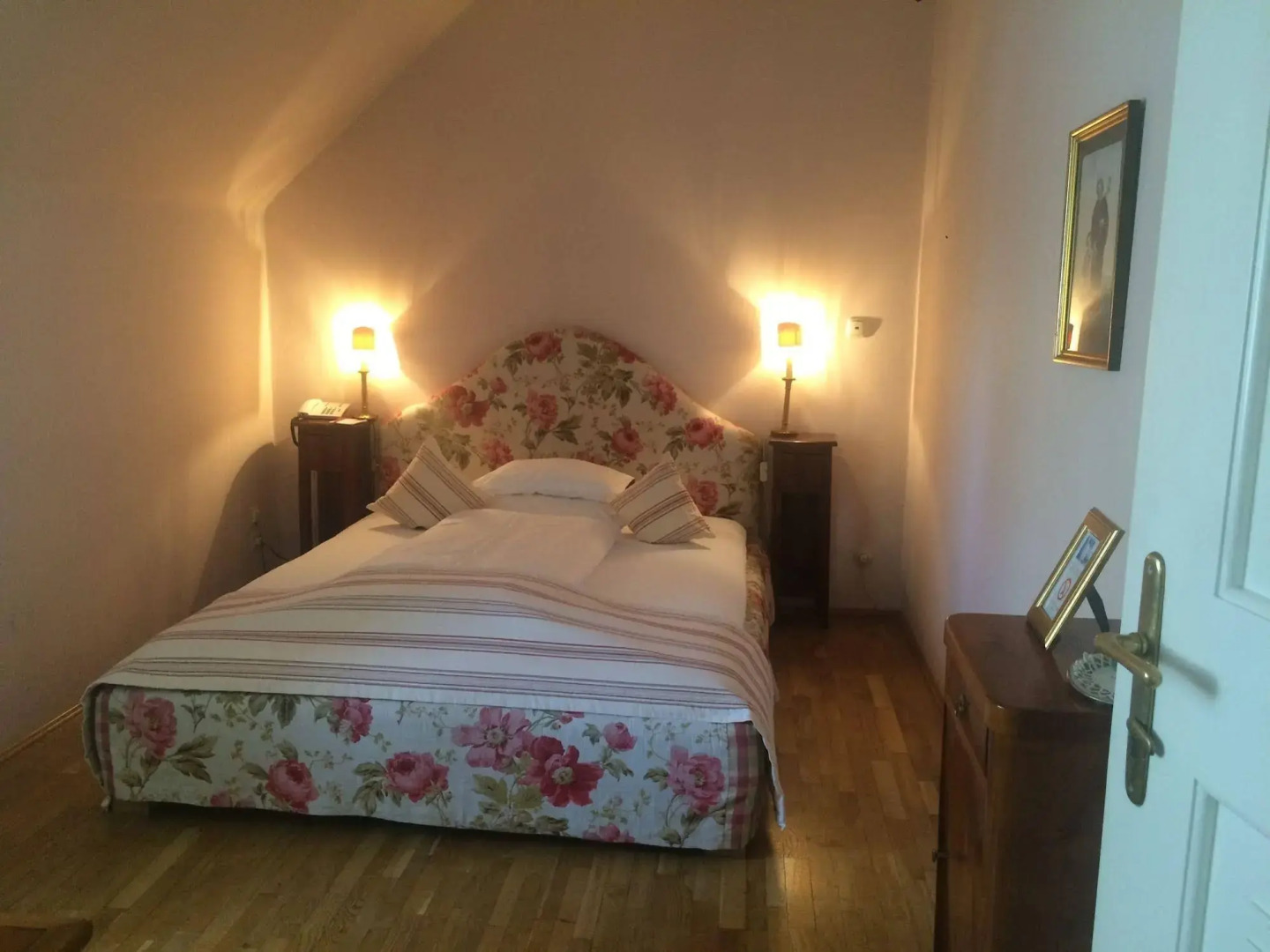 Der Schlosswirt zu Anif - Biedermeier-Hotel und Restaurant