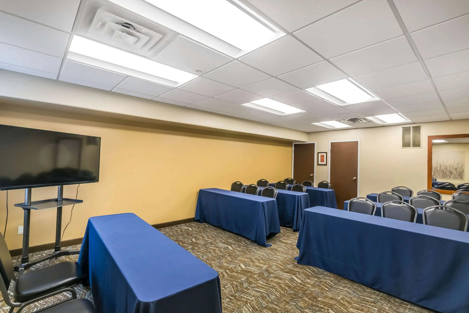 Comfort Inn & Suites Lexington - Hamburg I-75