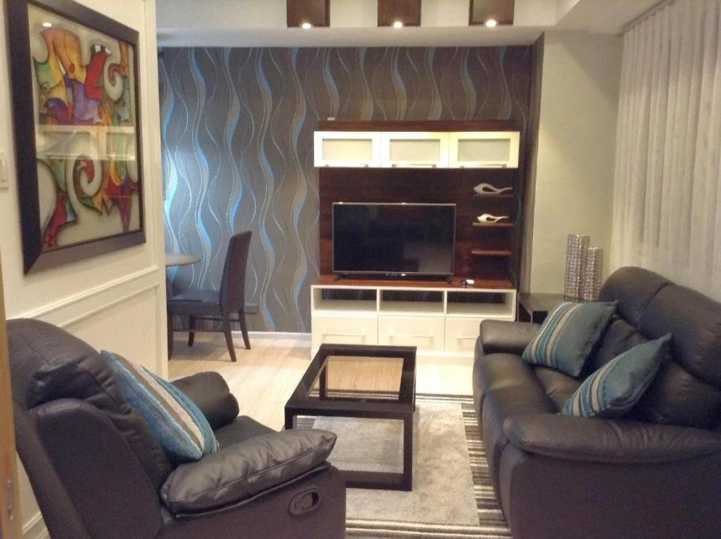 La Mirada Residences