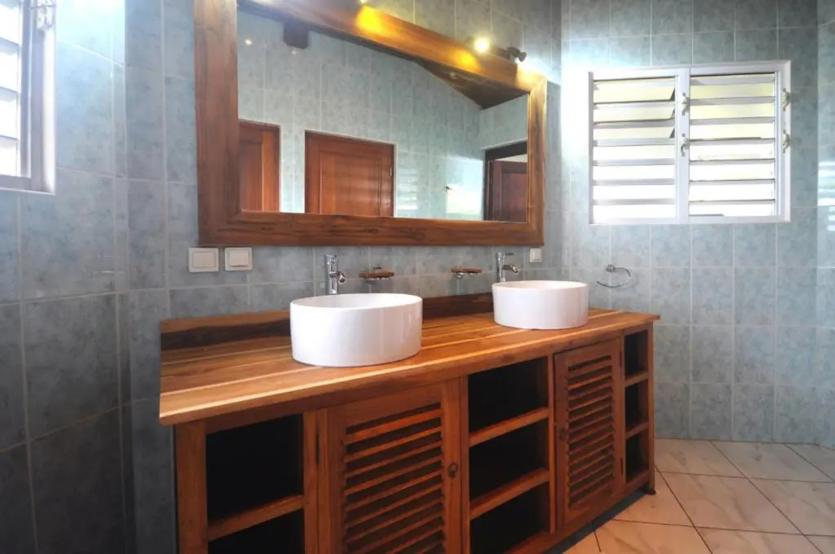 #5 Beach Villa Bliss by TAHITI VILLAS