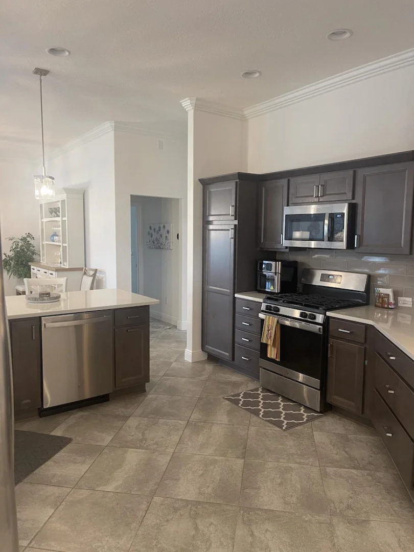 Designer Home In Saint Catherine