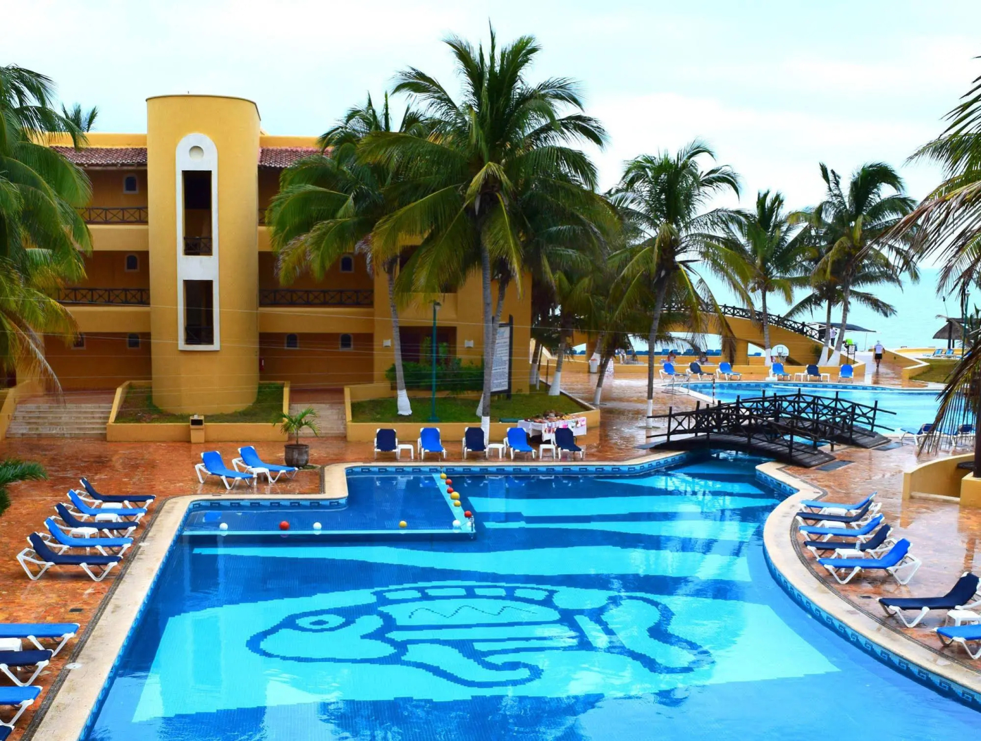 Reef Yucatan Hotel and Convention Center All Inclusive