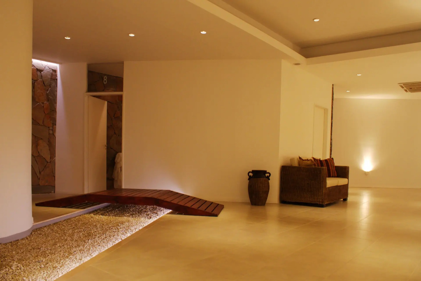 Howard Johnson by Wyndham San Pedro