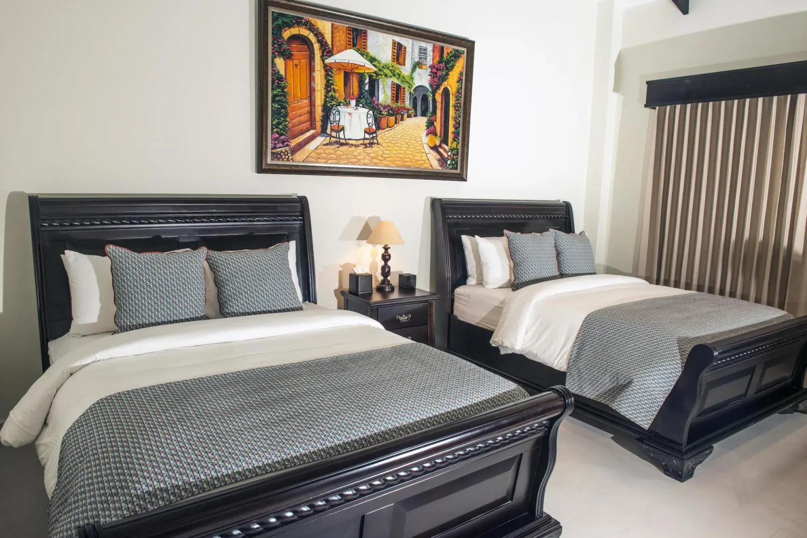 Sunset Del Mar Resort