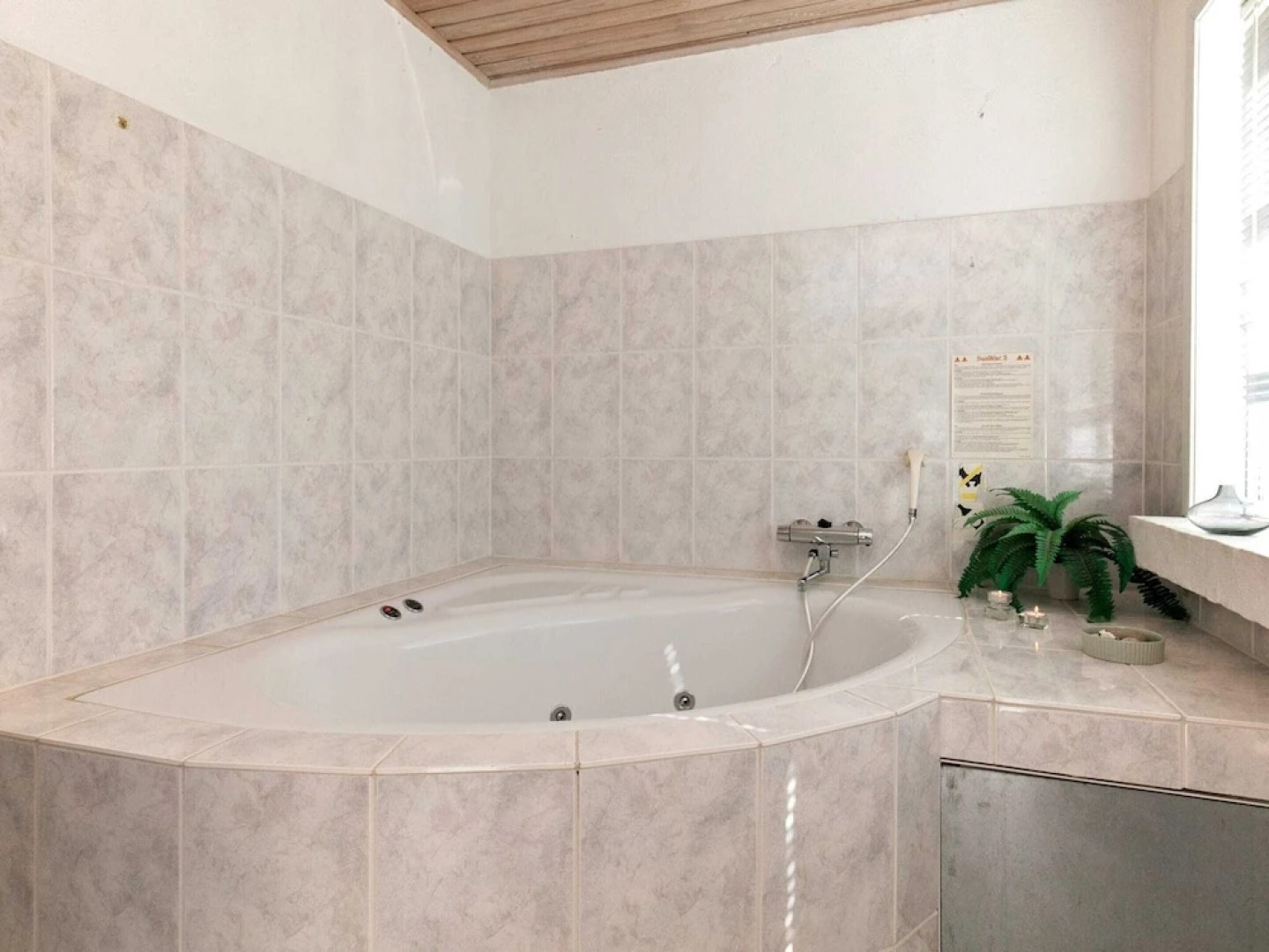 Thatched Cottage With Spa - By Traum Ferienwohnungen