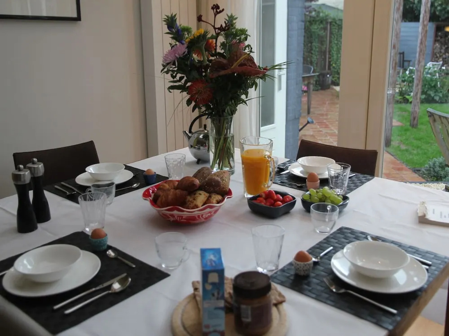 Luxury Holiday Home in Heiloo with Terrace And Garden