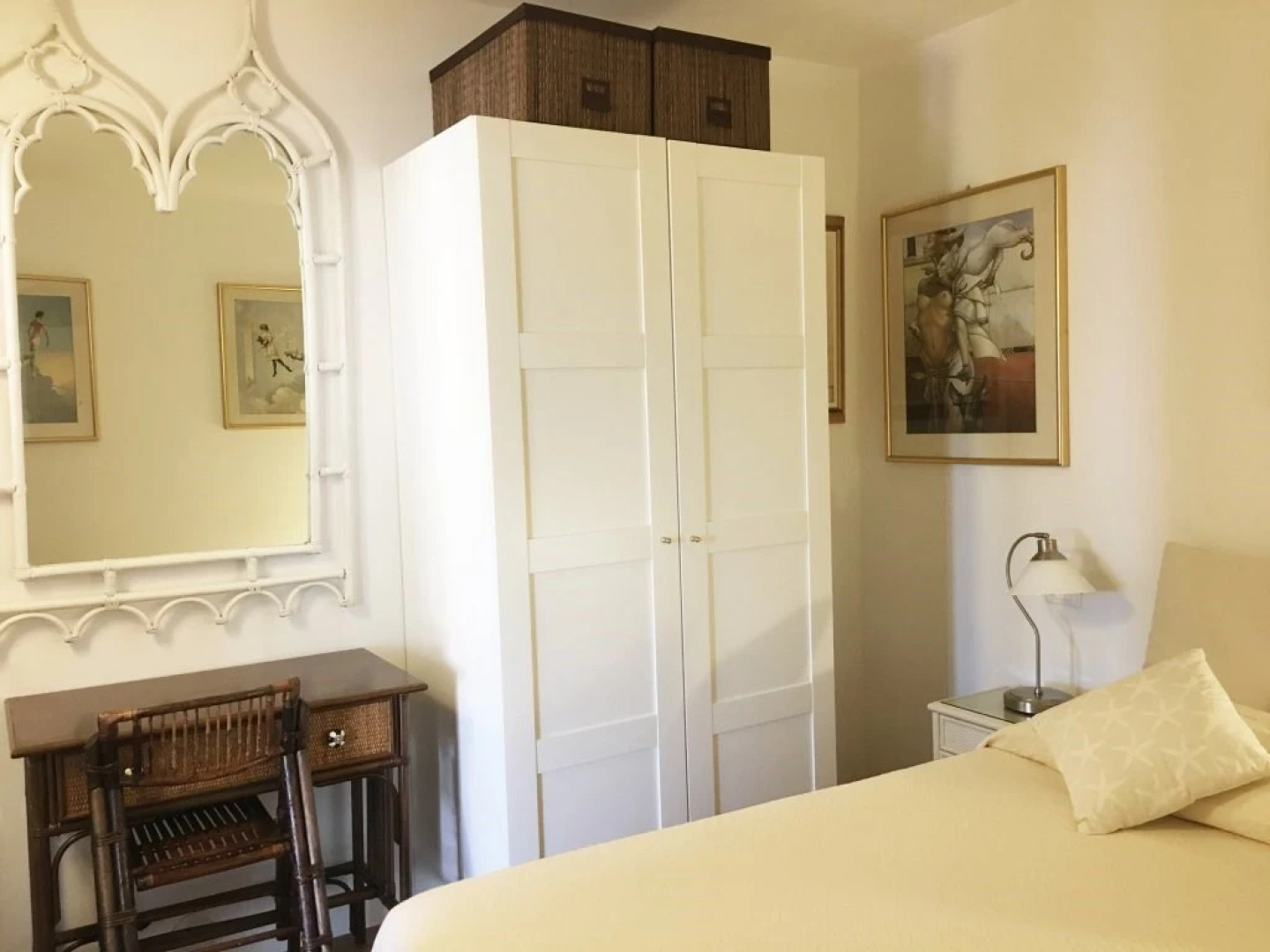 VILLA LOU Panoramic Suite and Apartment