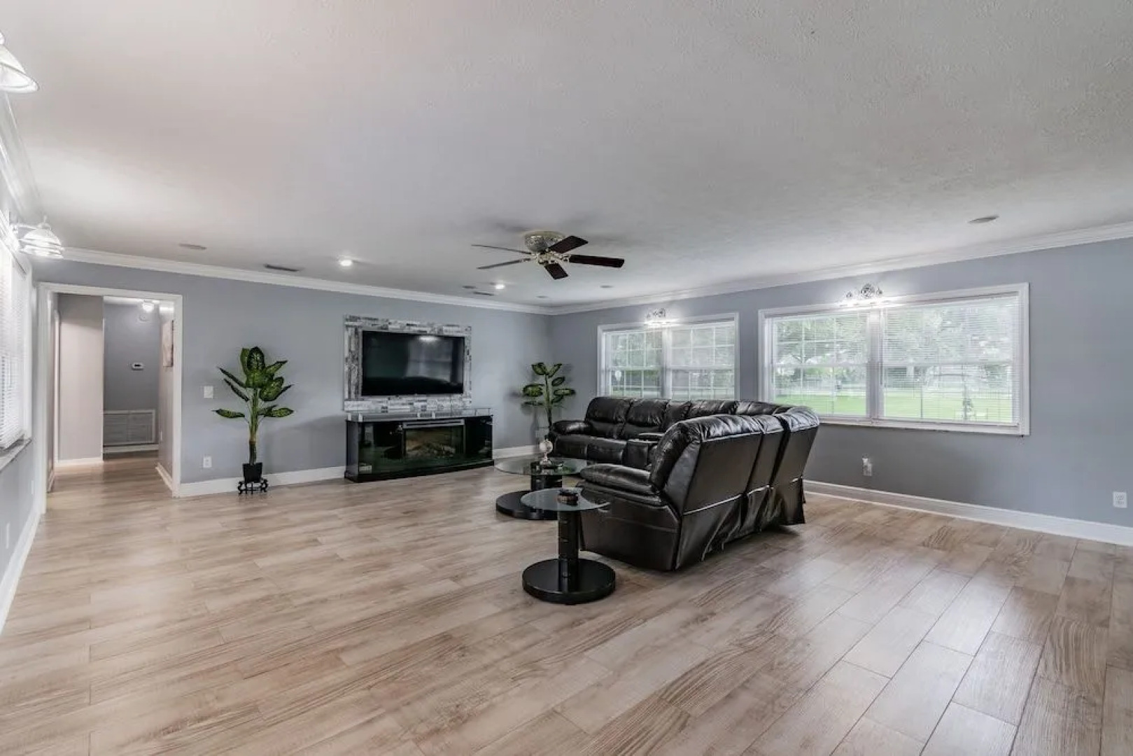 A Large Tropical 7 Bedroom Estate by RedAwning