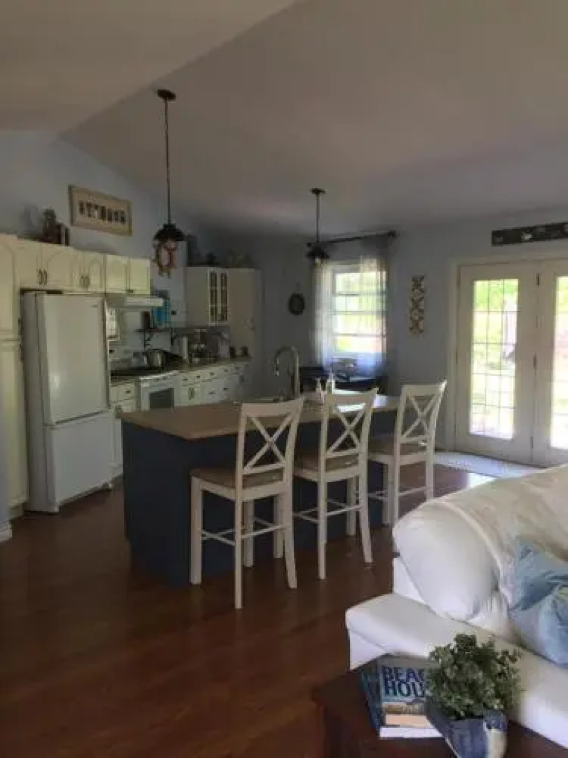 Cameron's Cove Bed & Breakfast