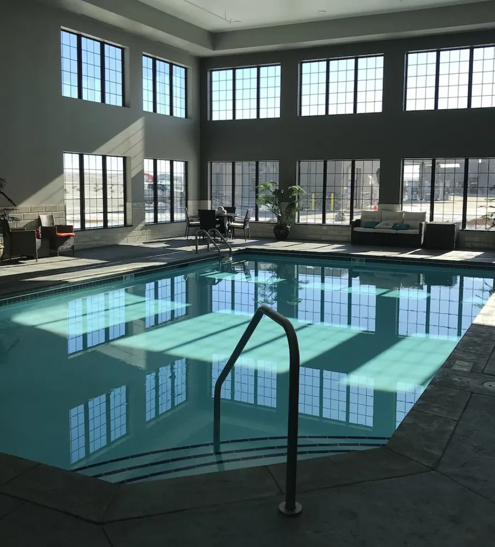 Blue Grass Inn & Suites